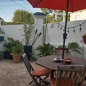 https://grand-studio-avec-patio.fr-provencehotel.com